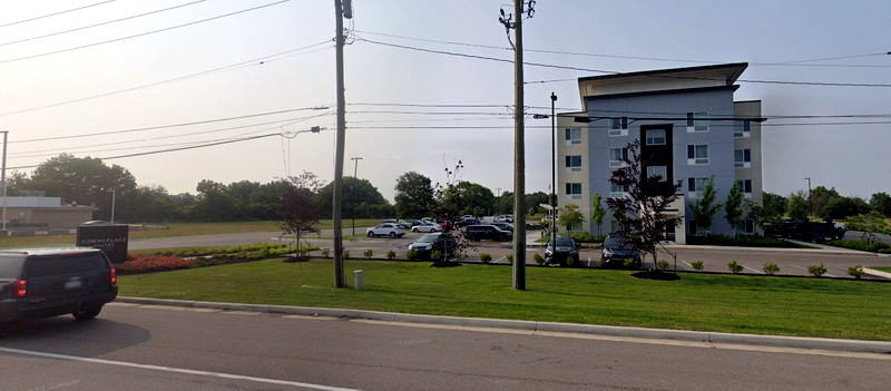 Howard Johnsons Motor Lodge (Econo Lodge, Economy Inn, Days Inn) - Street View